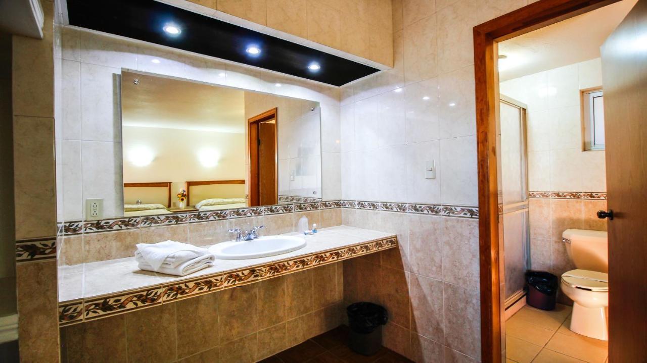 Hotel & Suites Marrod Chihuahua Exterior photo